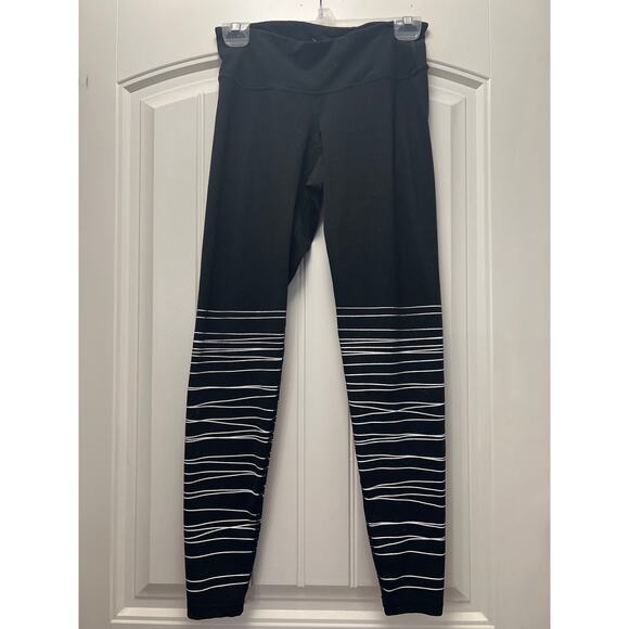 Old Navy Active Women Go Dry PowerSoft Fitted Striped Bottom Leggings SZ M Black - Picture 2 of 6